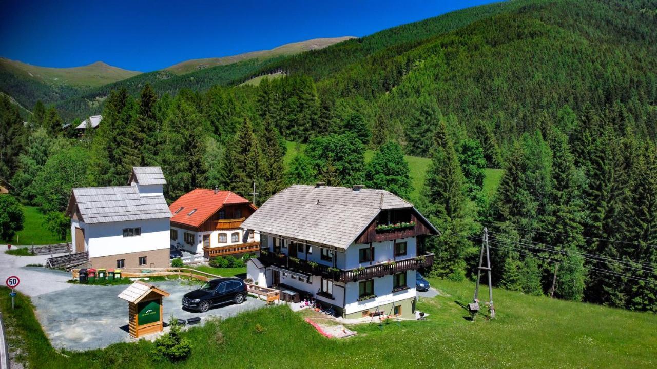 Nockalm Cottage Бад-Кляйнкірхгайм Екстер'єр фото